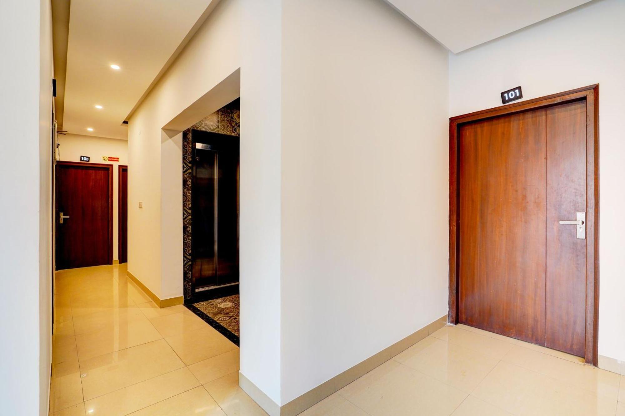 Townhouse Hebbal Bhadrappa Layout Bangalore Dış mekan fotoğraf