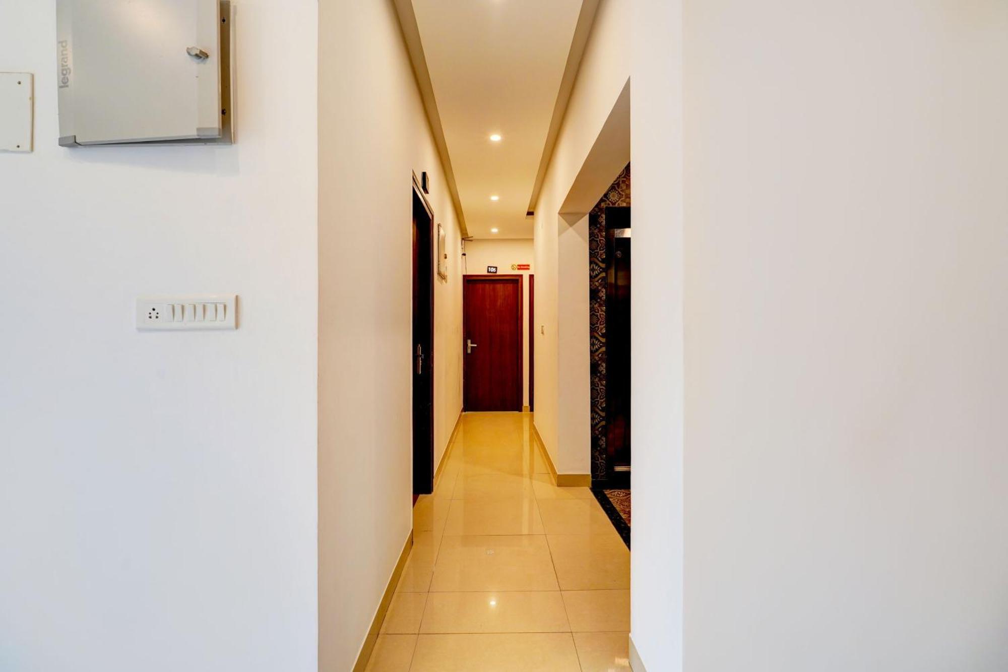 Townhouse Hebbal Bhadrappa Layout Bangalore Dış mekan fotoğraf